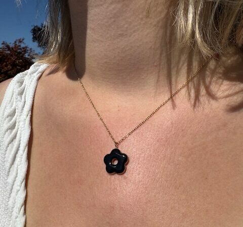 Collier Fleur AILA Noir
